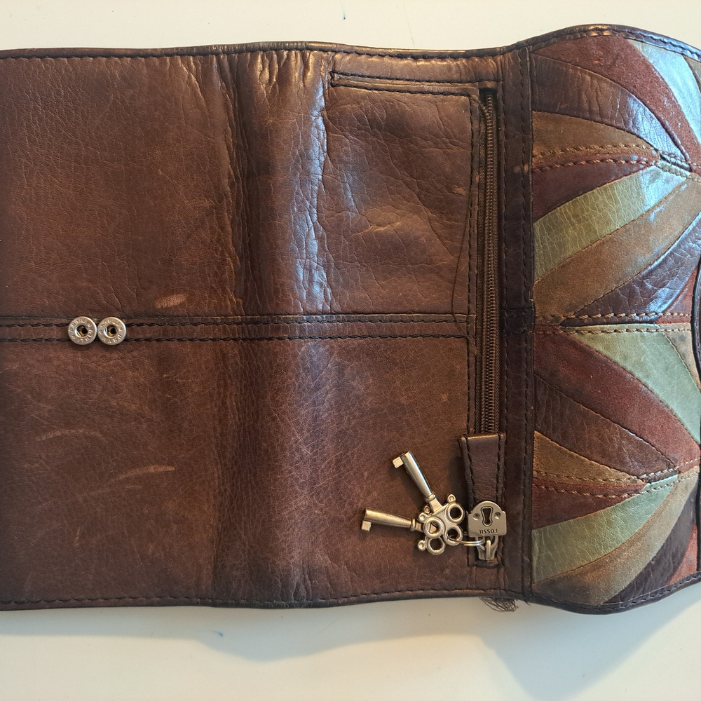Vintage Fossil Maddox Chevron Patchwork Leather Wallet - Boho Trifold with Key - Picture 4 of 6